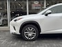 Lexus NX 300h AWD Luxury Line | Groot Scherm, Adaptive cruise control, Leer, Stoelverwarming, Parkeersensoren, Elektrische achterklep, 18 inch