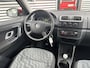 Skoda Fabia Combi 1.4-16V Ambiente -AIRCO-CRUISECONTROL-TREKHAAK-ISOFIX-LICHTMETALEN VELGEN-ORIGINEEL NEDERLANDS!-APK 8-4-2026!