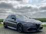 Alfa Romeo Giulia 2.9 V6 Quadrifoglio | 560Pk | LM Velgen 19" | Navigatie | Achteruitrijcamera | Cruise Control | Bi-Xenon Koplampen | Carbon Pakket! |