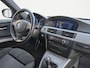 BMW 3-Serie 318i M-Sport Edition Naviagtie Professional Bluetooth Tel. Zwarte hemel Sportinterieur 187.000 Km NAP! Afneembare trekhaak