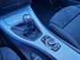 BMW 3-Serie 318i M-Sport Edition Naviagtie Professional Bluetooth Tel. Zwarte hemel Sportinterieur 187.000 Km NAP! Afneembare trekhaak