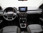 Dacia Jogger 1.0 TCe 100 ECO-G Extreme 5p. | Trekhaak | Pack Extreme | Camera | PDC Voor + Achter | Keyless | 16" LMV | Climate Control | Cruise Control & Snelheidsbegrenzer | Apple Carplay & Android Auto