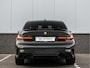 BMW 3-Serie 320i | M-sport | Maxton Design | Carplay | Leder | Navi | Trekhaak | Climate | DAB | M-stuur | M sportremmen | Shadowline | Dravit-grijs Metallic