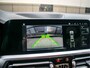 BMW 3-Serie 320i | M-sport | Maxton Design | Carplay | Leder | Navi | Trekhaak | Climate | DAB | M-stuur | M sportremmen | Shadowline | Dravit-grijs Metallic