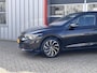 Volkswagen Golf 1.0 eTSI Life Business | LED | Stoel verwarming | Elektrische stoel |