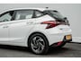 Hyundai i20 1.2 MPI Comfort Camera/ Carplay/ Navigatie Apps/ Dab/ Cruise control/ Lmv/ Armsteun/ Blindspot