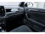 Volkswagen T-Roc 1.0 TSI R-Line | Automatische airco| Adaptieve Cruise Control | Achteruitrijcamera | Navigatie | Apple-CarPlay/Android Auto | Stoelverwarming | Alcantara bekleding | Massagestoel bestuurder | LM velgen