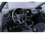 Volkswagen T-Roc 1.0 TSI R-Line | Automatische airco| Adaptieve Cruise Control | Achteruitrijcamera | Navigatie | Apple-CarPlay/Android Auto | Stoelverwarming | Alcantara bekleding | Massagestoel bestuurder | LM velgen
