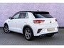Volkswagen T-Roc 1.0 TSI R-Line | Automatische airco| Adaptieve Cruise Control | Achteruitrijcamera | Navigatie | Apple-CarPlay/Android Auto | Stoelverwarming | Alcantara bekleding | Massagestoel bestuurder | LM velgen