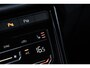 Volkswagen T-Roc 1.0 TSI R-Line | Automatische airco| Adaptieve Cruise Control | Achteruitrijcamera | Navigatie | Apple-CarPlay/Android Auto | Stoelverwarming | Alcantara bekleding | Massagestoel bestuurder | LM velgen