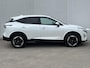 Nissan Qashqai 1.3 MHEV Xtronic N-Connecta Automaat / Als NIEUW! / Nieuw Model Face Lift / Trekgewicht 1.800 kg / Cold Pack / 360° Camera / Voorruitverwarming / Stuur- en Stoelverwarming / Adaptieve Cruise Control / Apple Carplay & Android Auto / Navigatie full map / All Season Banden