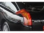 Citroën C6 3.0 HdiF V6 Exclusive Nette C6 3 zeer veel opties onderhoudshistorie aanwezig met oa Head up display leren bekleding elekt verstelbare stoelen pdc xenon schuif kanteldak.