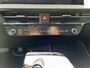 Kia EV6 Plus Advanced Business Pack 77.4 kWh Apple Carplay | Navi | Adaptieve Cruise Controle | BTW Auto | Vegan Lederen Bekleding | Stoel & stuurverwarming | Elektrisch bedienbare voorstoelen met geheugenfunctie | Fabrieksgarantie t/m 4-1-2031