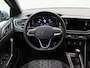 Volkswagen Taigo 1.0 TSi 110 Pk Automaat R-Line | Airco | Trekhaak | Stoelverwarming | Camera | 17 Inch | Privacy Glass | 17.204 Km!!