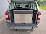 Opel Zafira 1.6-16V **Rolstoelvervoer** Airco Cruise Control Centrale vergrendeling Afstandbediend Voorbereid voor rolstoelvervoer