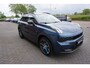 Lynk & Co 01 1.5 261PK! DECEMBER 2022 25x OP VOORRAAD DEALER ONDERHOUDEN 4X ALL SEASON BANDEN 360CAMERA 6,6KWH LADEN PANORAMADAK FULL LED 20INCH ADAPTIEVE CRUISE ANDROID-APPLECARPLAY NAVI STOELVERWARMING CLIMA PDC V+A ENZ...