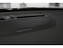 Volvo EC40 Single Motor Extended Range Ultimate 82 kWh | Adaptieve Cruise Control | Elektrische Trekhaak | Warmtepomp | Verwarmde Voorstoelen | Glazen Panoramadak | Getint Glas Achter | Apple Carplay / Android Auto