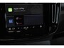 Volvo EC40 Single Motor Extended Range Ultimate 82 kWh | Adaptieve Cruise Control | Elektrische Trekhaak | Warmtepomp | Verwarmde Voorstoelen | Glazen Panoramadak | Getint Glas Achter | Apple Carplay / Android Auto