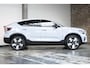 Volvo EC40 Single Motor Extended Range Ultimate 82 kWh | Adaptieve Cruise Control | Elektrische Trekhaak | Warmtepomp | Verwarmde Voorstoelen | Glazen Panoramadak | Getint Glas Achter | Apple Carplay / Android Auto