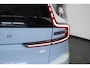 Volvo EC40 Single Motor Extended Range Ultimate 82 kWh | Adaptieve Cruise Control | Elektrische Trekhaak | Warmtepomp | Verwarmde Voorstoelen | Glazen Panoramadak | Getint Glas Achter | Apple Carplay / Android Auto