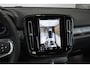 Volvo EC40 Single Motor Extended Range Ultimate 82 kWh | Adaptieve Cruise Control | Elektrische Trekhaak | Warmtepomp | Verwarmde Voorstoelen | Glazen Panoramadak | Getint Glas Achter | Apple Carplay / Android Auto