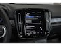 Volvo EC40 Single Motor Extended Range Ultimate 82 kWh | Adaptieve Cruise Control | Elektrische Trekhaak | Warmtepomp | Verwarmde Voorstoelen | Glazen Panoramadak | Getint Glas Achter | Apple Carplay / Android Auto