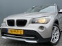 BMW X1 BWJ 2011 sDrive18d 143PK Executive AIRCO ECC / LM VELGEN / CRUISE CONTROL VOLLEDIG DEALER ONDERHOUDEN !!