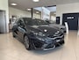 Kia Ceed 1.5 T-GDi GT-PlusLine Electr. schuif-kantel dak | Stoel verwarming | Stuurverwarming | Suède sportstoelen met GT-Line logo's |Elektrisch verstelbare bestuurdersstoel met geheugenfunctie
