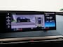 BMW iX xDrive40 M-SPORT H.E. 77 kWh *MAT ZWART* + 22 INCH | 12-2022 | LASER LIGHT | MASSAGE | 3D CAMERA | ADAPTIVE CRUISE | HK