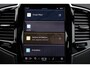 Volvo XC90 T8 Recharge AWD Ultimate Bright - LONG RANGE - Luchtvering - Panorama/schuifdak - IntelliSafe Assist & Surround - 360º Camera - Bowers & Wilkins audio - Adaptieve LED koplampen - Verwarmde voorstoelen, stuur & achterbank - Parkeersensoren voor & achter - Elektr. bedienb. voorstoelen met geheugen - Draadloze tel. lader - Head up display - Extra getint glas - 21' LMV