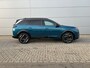 Peugeot e-5008 GT Avantage 73 kWh | Alcantara bekleding | elektrisch verstelbare stoelen/Massage functie | stoelverwarming | Adaptieve Cruise Control | 360 Camera| warmtepomp | Apple Carplay/Android Auto | VOORRAAD ACTIE MODEL!
