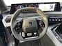 Peugeot e-5008 GT Avantage 73 kWh | Alcantara bekleding | elektrisch verstelbare stoelen/Massage functie | stoelverwarming | Adaptieve Cruise Control | 360 Camera| warmtepomp | Apple Carplay/Android Auto | VOORRAAD ACTIE MODEL!