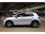 Volkswagen T-Cross 1.5 TSI 150pk R-Line | IQ. Light | Camera | Trekhaak | 100% (Dealer) onderhouden label