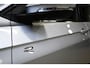 Volkswagen T-Cross 1.5 TSI 150pk R-Line | IQ. Light | Camera | Trekhaak | 100% (Dealer) onderhouden label