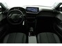 Peugeot 208 1.2 Hybrid 110 e-DCS6 Allure | Navigatie | Camera V+A | Privacy Glass | LM Velgen |