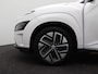 Hyundai Kona Electric EV Fashion 39 kWh 136PK | Apple Carplay & Android-auto | Keyless | Achteruitrijcamera + Parkeersensoren | Climate Control | Licht,- regensensor
