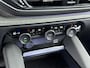 Citroën C5 X Business Plus 130 pk Automaat | Navigatie | Achteruitrijcamera | Parkeersensoren Voor en Achter | Verwarmde Comfortstoelen | LED Koplampen | Keyless Entry/Start | Head-up Display | Dodehoek Detectie | Adaptieve Cruise Control | 19" Lichtmetalen Velgen | Apple Carplay/Android Auto |