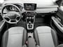 Dacia Jogger 1.6 Hybrid 140 Extreme 7p. / Zeven persoons / Trekgewicht 750 kg / Achteruitrijcamera / Navigatie via Apple Carplay Android / All Season banden 16" LM wielen /