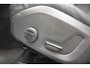 Volvo V60 2.0 B3 163pk Momentum Advantage Aut. [ Leder Stuur-en stoelverwarming Navi ]
