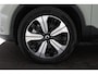 Volvo C40 Single Motor RWD Plus 69 kWh | Trekhaak | Panoramadak | CarPlay | Stuur-/Stoelverwarming | Camera |