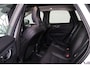 Volvo XC60 T6 Recharge AWD Plus Dark - Panorama/schuifdak - IntelliSafe Assist & Surround - 360º Camera - Verwarmde voorstoelen, stuur & achterbank - Parkeersensoren voor & achter - Elektr. bedienb. voorstoelen met geheugen - Draadloze tel. lader - Elektr. inklapbare trekhaak - 19' LMV