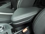 BMW X1 sDrive18i High Executive | Trekhaak | Stoelverwarming | Sport Line