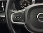 Volvo XC60 2.0 T8 Twin Engine AWD Momentum Pano, Parkeersensoren, Navi, Cruise control, Elektrische achterklep, Virtual desk