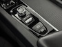 Volvo XC60 2.0 T8 Twin Engine AWD Momentum Pano, Parkeersensoren, Navi, Cruise control, Elektrische achterklep, Virtual desk