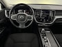 Volvo XC60 2.0 T8 Twin Engine AWD Momentum Pano, Parkeersensoren, Navi, Cruise control, Elektrische achterklep, Virtual desk