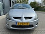 Mitsubishi Grandis 2.4-16V INTENSE 6P. AUTOMAAT