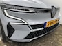 Renault Megane E-Tech Iconic 60 KW 220 PK / LEDER/ HARMAN KARDON / CAMERA 360 /  WARMTEPOMP / STOEL EN STUURVERWARMING