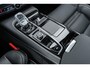 Volvo V90 T8 Plug-in hybrid AWD Ultimate Dark | Google | Longe Range | Bowers & Wilkins Audio | 360 Camera | Luchtvering | Schuif-/Kanteldak | Sportstoelen | Head-Up Display | Stuur-/Stoelverwarming Voor + Achter | Elek. Stoelen | Memory | Getint Glas | Elek. Achterklep