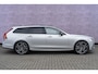Volvo V90 T8 Plug-in hybrid AWD Ultimate Dark | Google | Longe Range | Bowers & Wilkins Audio | 360 Camera | Luchtvering | Schuif-/Kanteldak | Sportstoelen | Head-Up Display | Stuur-/Stoelverwarming Voor + Achter | Elek. Stoelen | Memory | Getint Glas | Elek. Achterklep