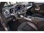 Mercedes-Benz GLB 200 AMG Line | Panoramadak | Head-up display | Memory | 20" AMG velgen | Multibeam |